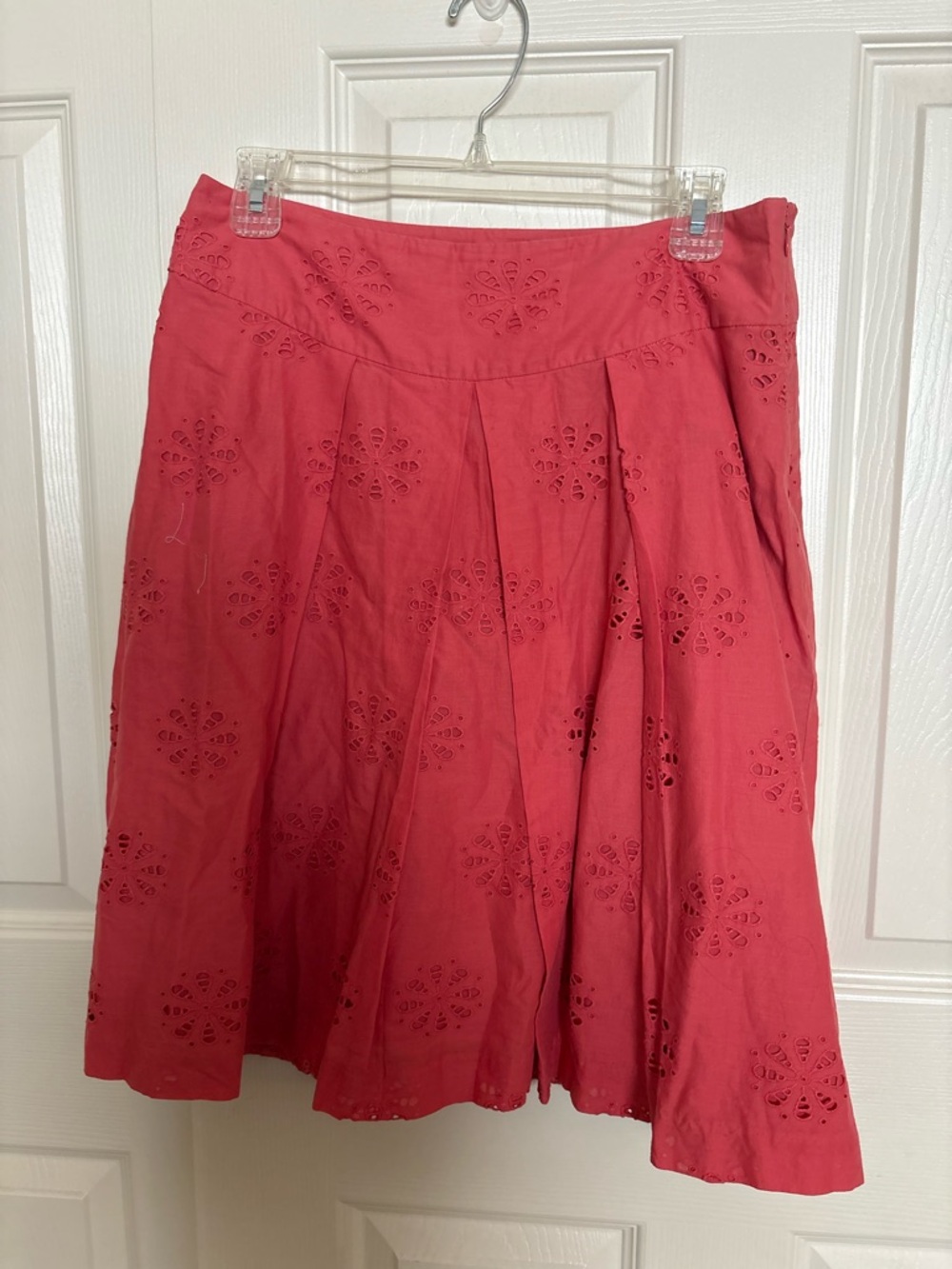 Coral embroidered skirt Banana Republuc